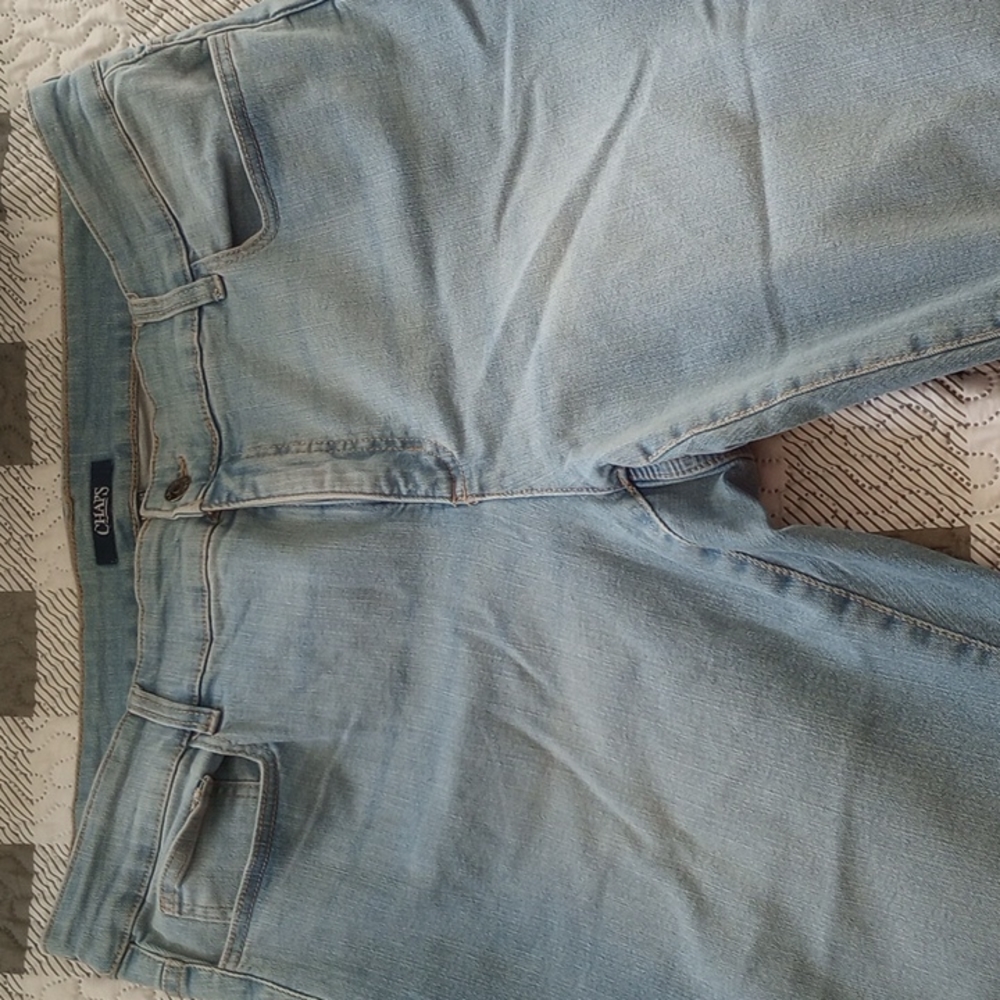 Women's denim capris